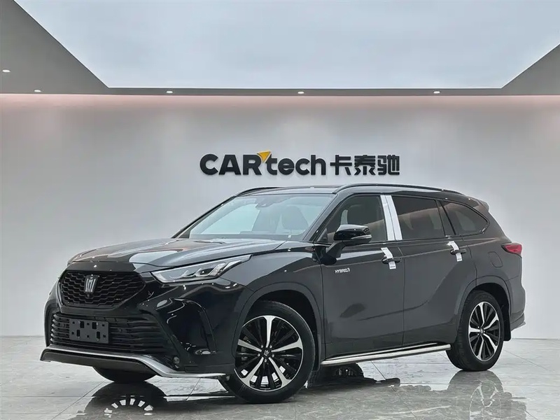 Toyota Crown Kluger