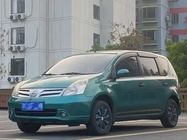 Nissan Livina 2010