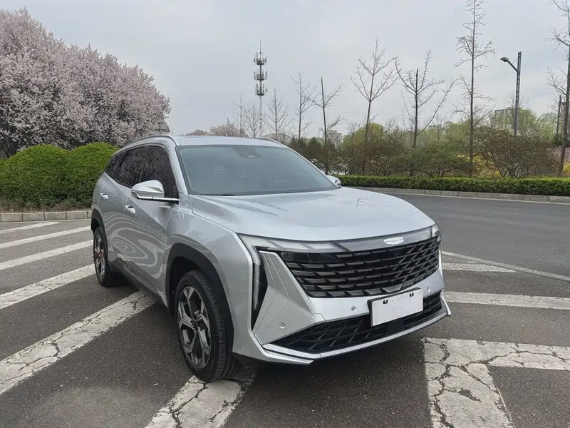 Geely Boyue L