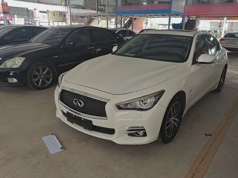 Infiniti Q50