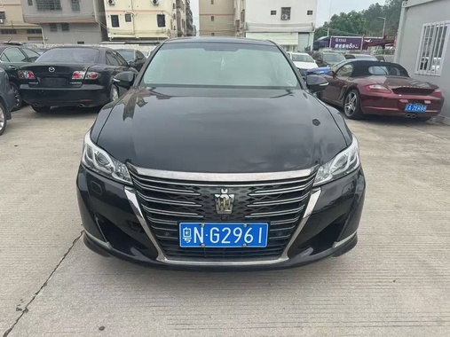 Toyota Crown 2020