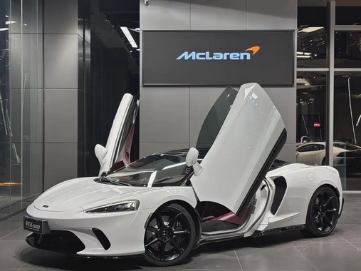 McLaren GT 2021