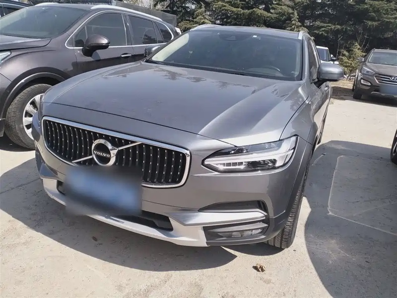 Volvo V90