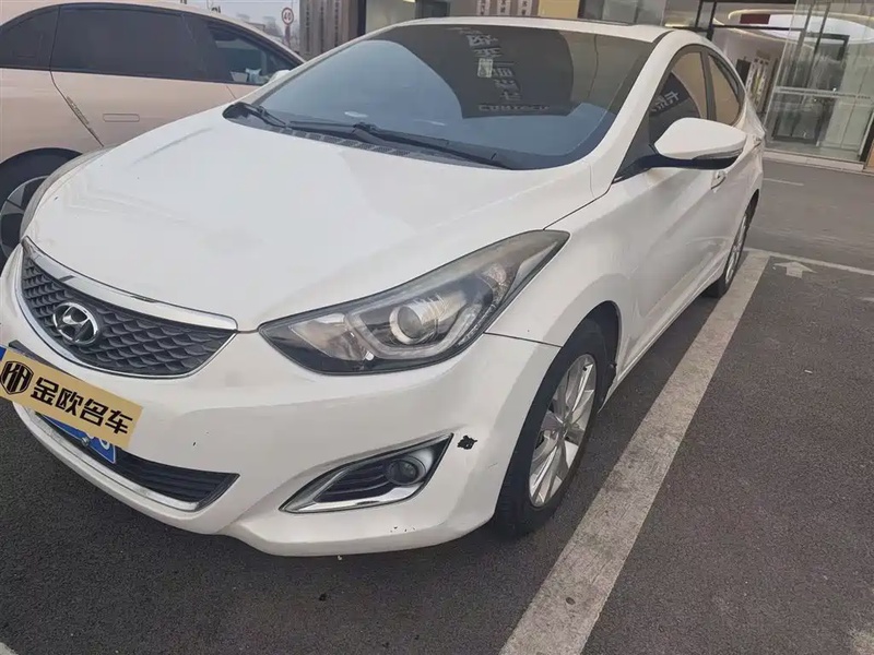 Hyundai Elantra