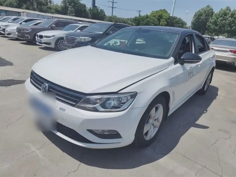 Volkswagen Lamando