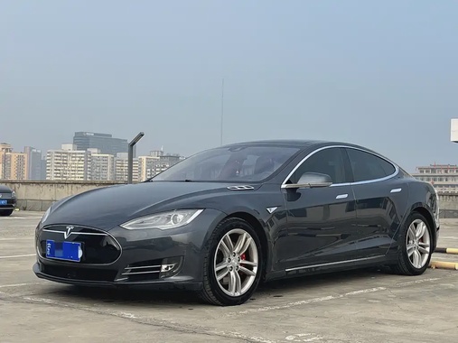 Tesla Model S 2016