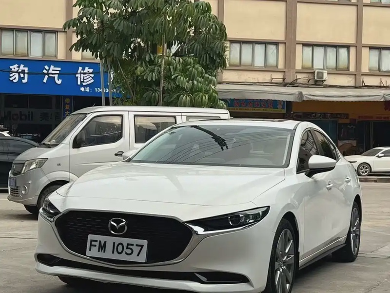 Mazda 3