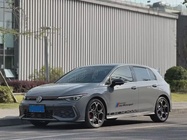 Volkswagen Golf 2025