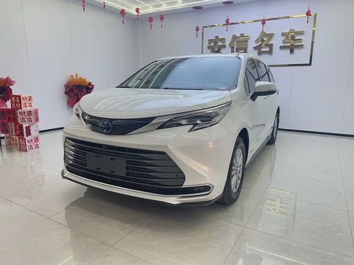 Toyota Sienna 2022