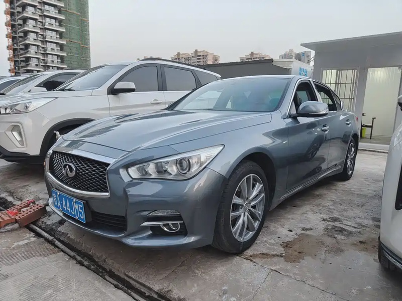 Infiniti Q50