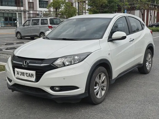 Honda Vezel 2016
