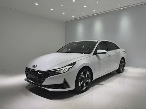 Hyundai Elantra 2023
