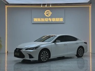Lexus ES 2025