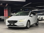 Volvo V40 2018