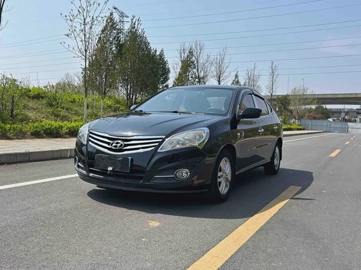 Hyundai Elantra 2013