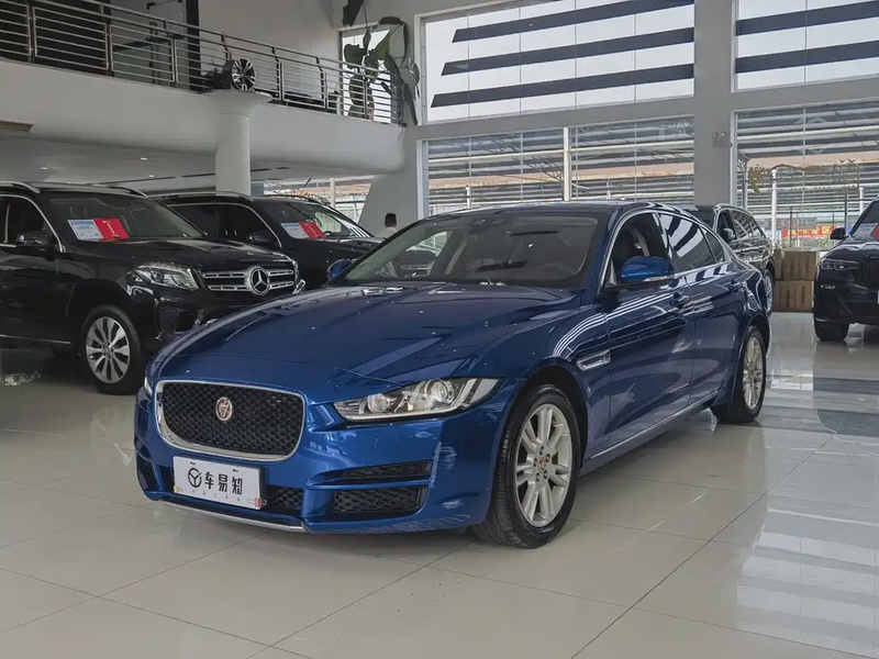 Jaguar XE