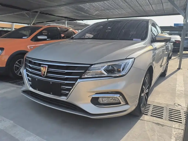 Roewe i5