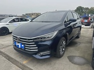 BYD MAX 2020