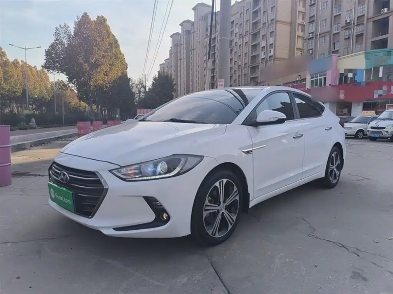 Hyundai Elantra