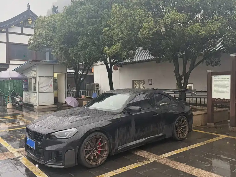 BMW M2