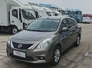 Nissan Sunny 2011
