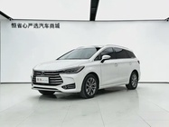 BYD MAX 2020