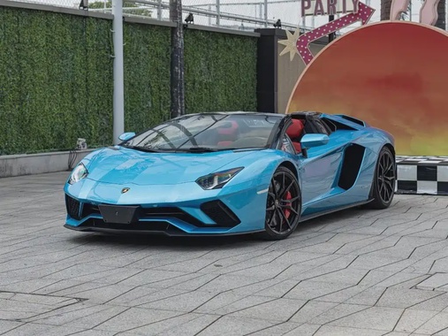 Lamborghini Aventador 2019