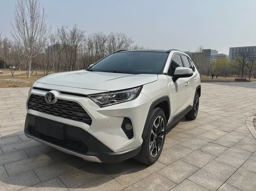 Toyota RAV4 2021