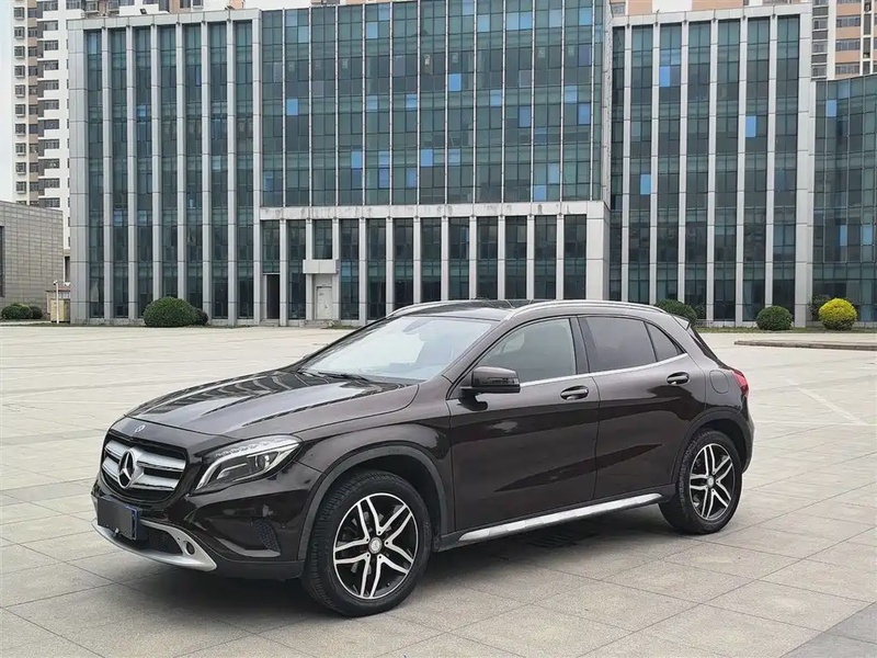 Mercedes-Benz GLA-Class
