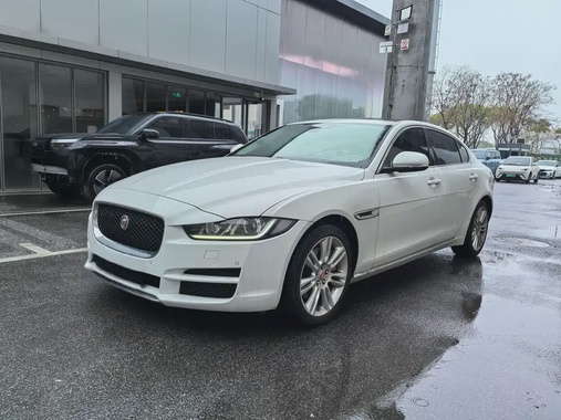Jaguar XE 2018