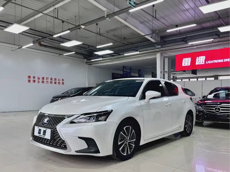Lexus CT