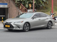 Lexus ES 2021