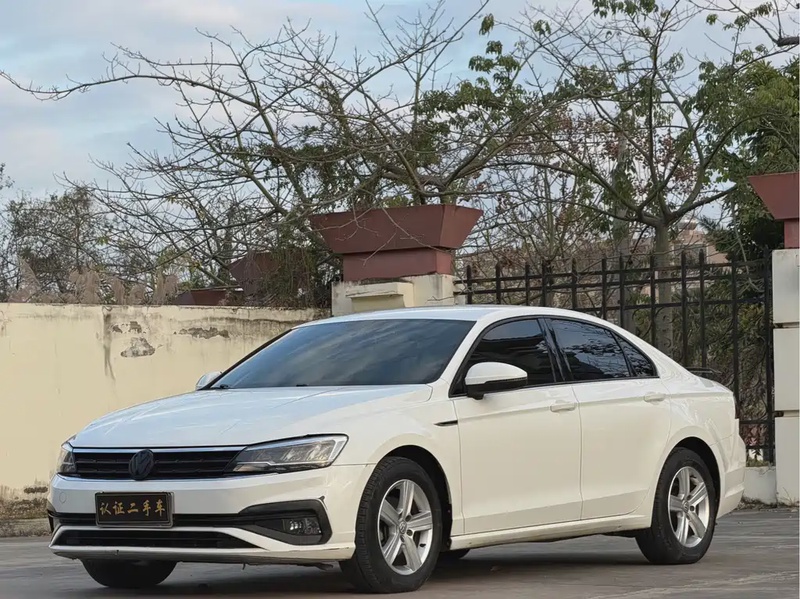 Volkswagen Lamando