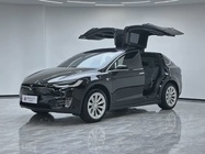 Tesla Model X 2021