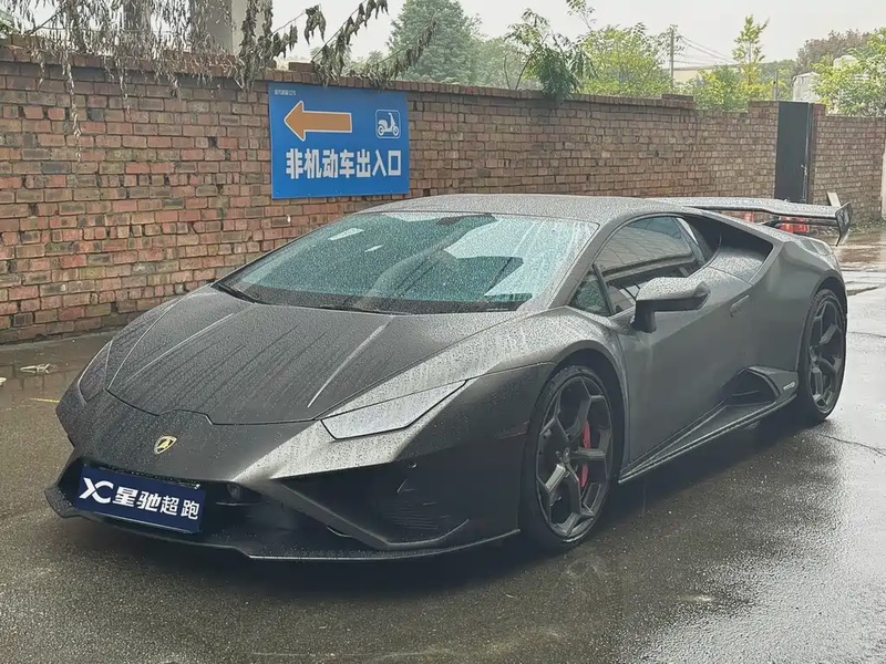 Lamborghini Huracan