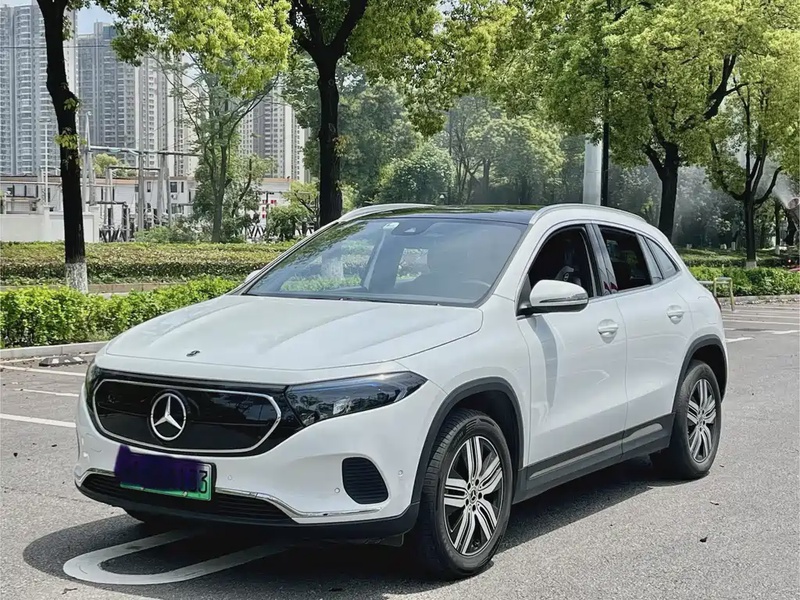 Mercedes-Benz EQA