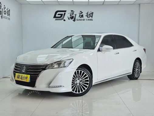 Toyota Crown 2018