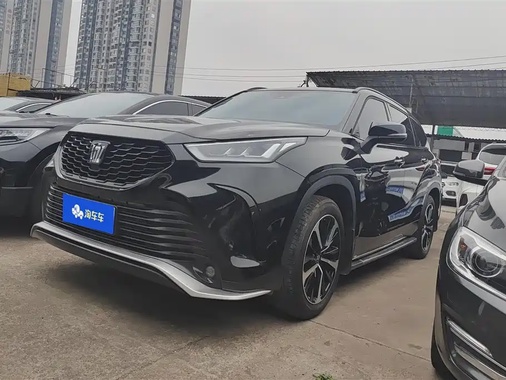 Toyota Crown Kluger 2024