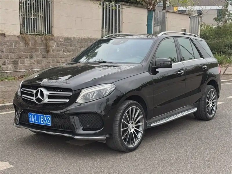 Mercedes-Benz GLE-Class