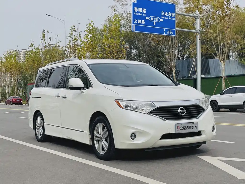 Nissan Quest