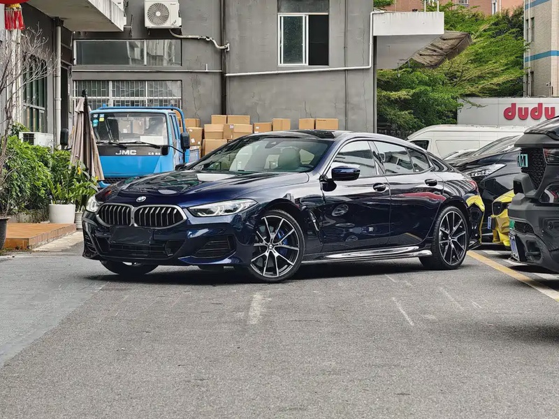 BMW 8 Series