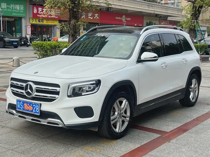 Mercedes-Benz GLB-Class