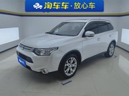 Mitsubishi Outlander 2015