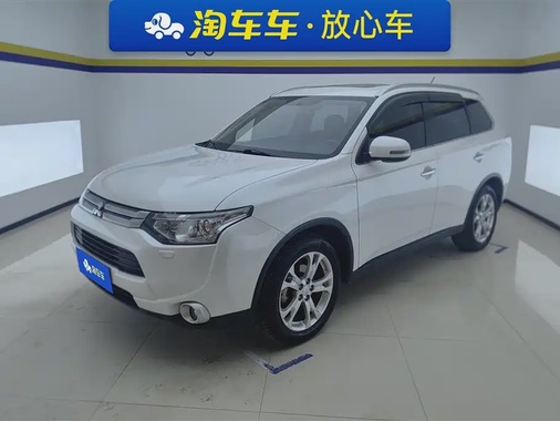 Mitsubishi Outlander 2015
