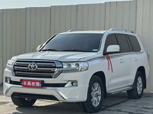 Toyota Land Cruiser 2013