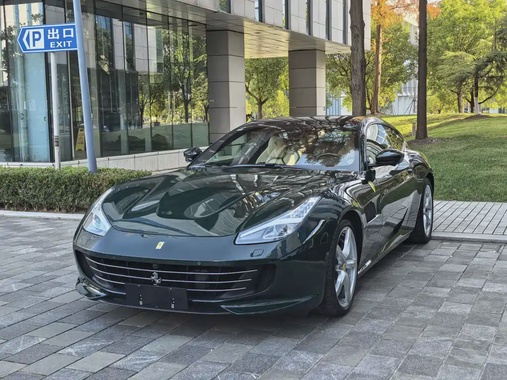 Ferrari GTC4Lusso 2019