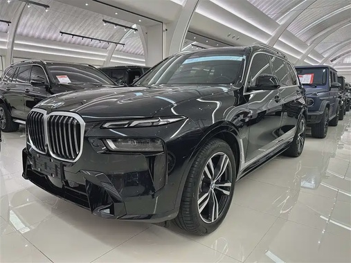 BMW X7 2024