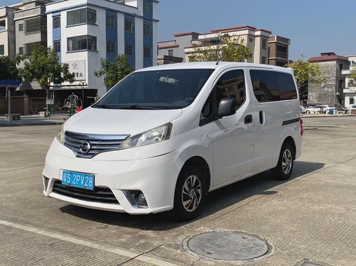Nissan NV200 2017
