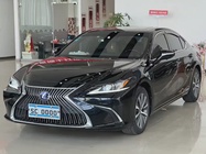 Lexus ES 2019