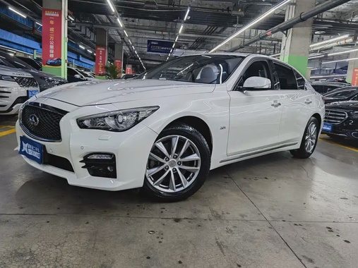 Infiniti Q50 2016